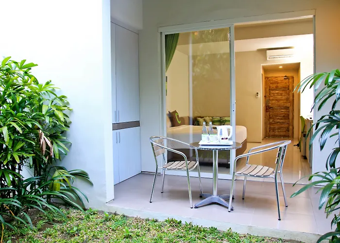 Cozy Hotel Seminyak
