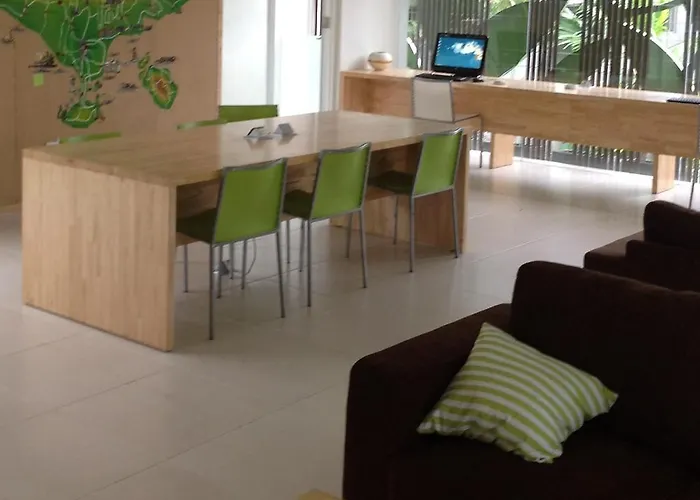 Hotel Cozy 3*